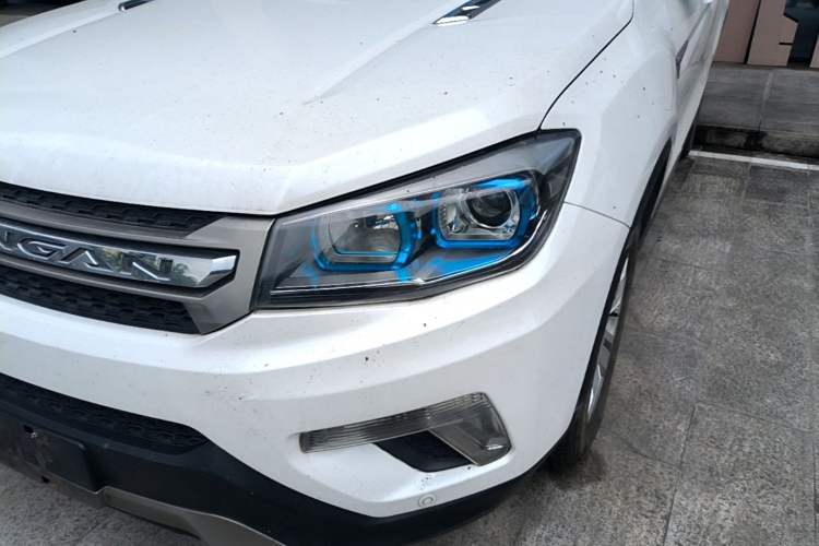Used CHANGAN CS75 2014 2.0L Manual Luxury Version China IV Standard Left Front Headlight