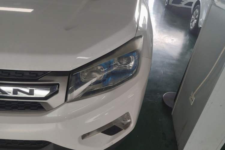 Used CHANGAN CS75 2014 1.8T Automatic Elite Version China V Standard Left Front Headlight