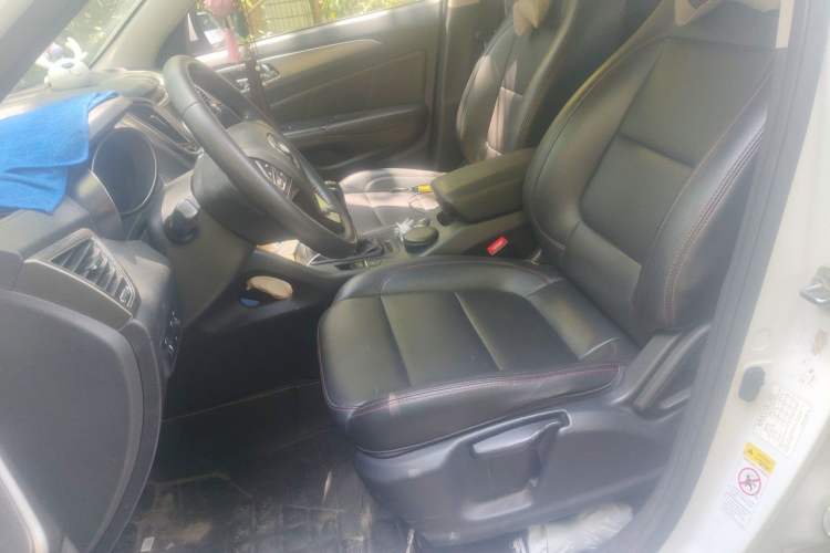 Used CHANGAN CS75 2014 2.0L Manual Luxury Version China IV Standard Left Front Seat