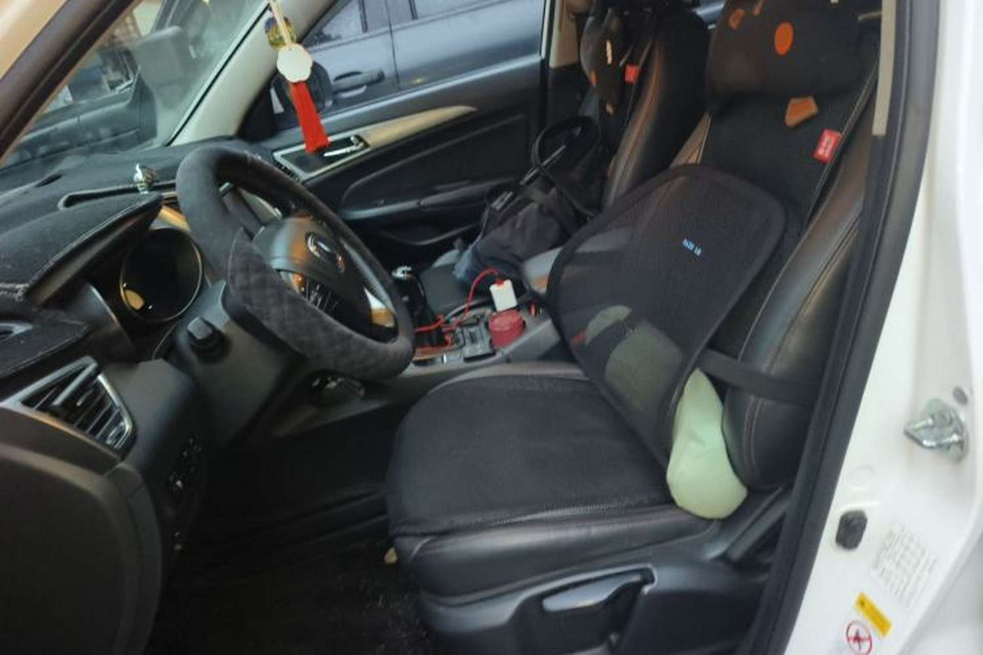 Used CHANGAN CS75 2014 2.0L Manual Luxury Version China IV Standard Left Front Seat