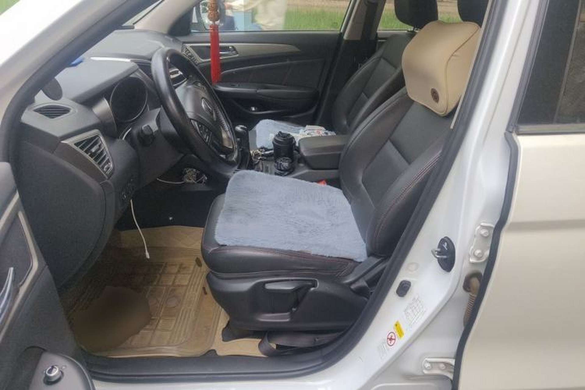 Used CHANGAN CS75 2014 2.0L Manual Luxury Version China IV Standard Left Front Seat
