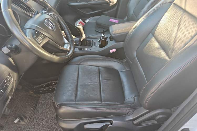 Used CHANGAN CS75 2014 2.0L Manual Comfort Version China IV Standard Left Front Seat