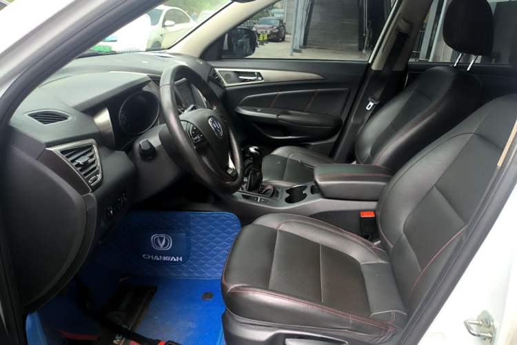 Used CHANGAN CS75 2014 2.0L Manual Luxury Version China IV Standard Left Front Seat