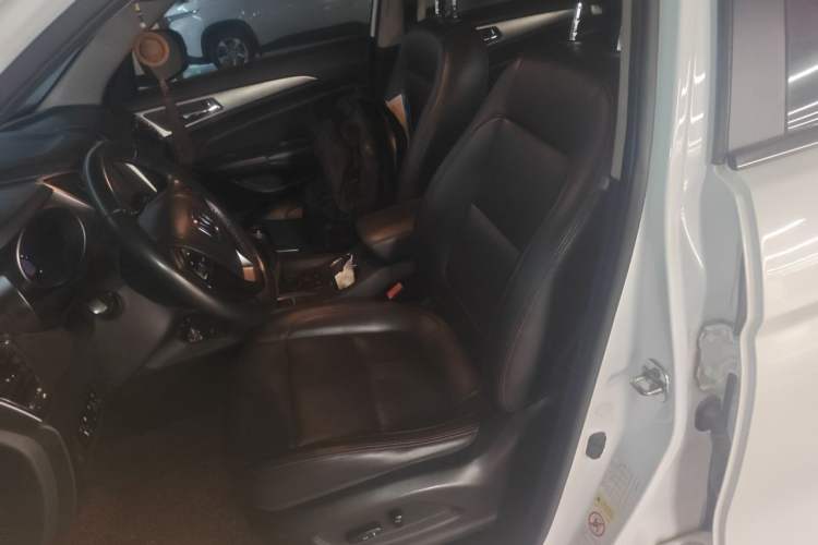 Used CHANGAN CS75 2014 2.0L Manual Leading Version China IV Standard Left Front Seat