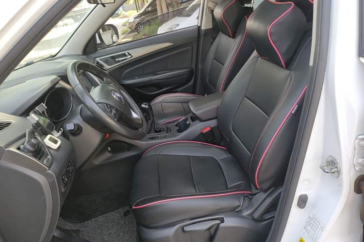 Used CHANGAN CS75 2014 2.0L Manual Luxury Version China IV Standard Left Front Seat