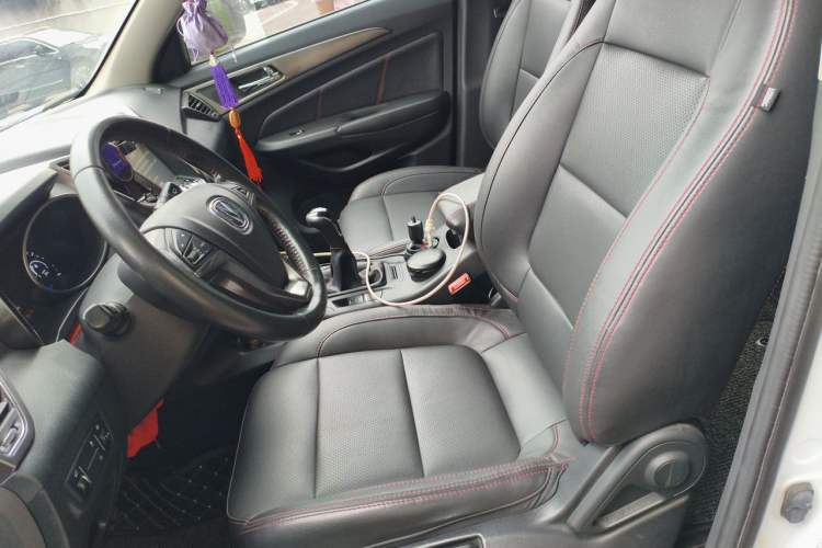 Used CHANGAN CS75 2014 2.0L Manual Luxury Version China IV Standard Left Front Seat