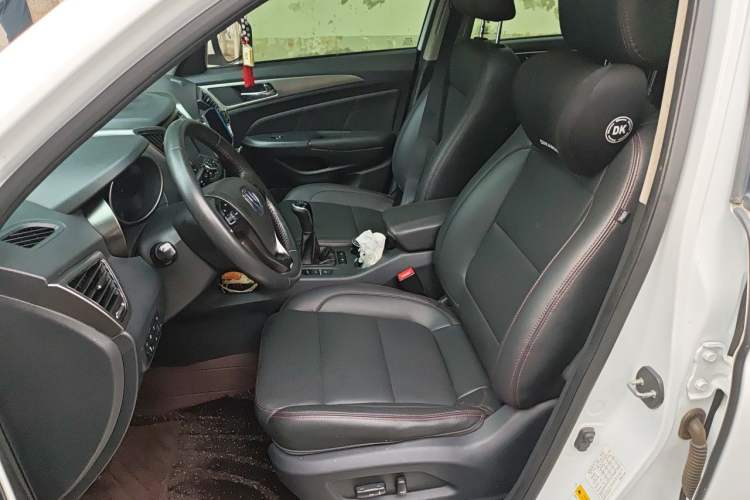 Used CHANGAN CS75 2014 2.0L Manual Leading Version China IV Standard Left Front Seat