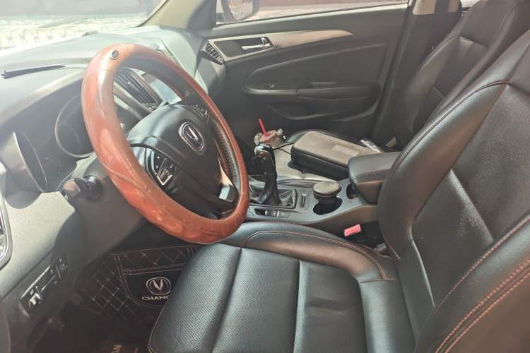 Used CHANGAN CS75 2014 2.0L Manual Luxury Version China IV Standard Left Front Seat