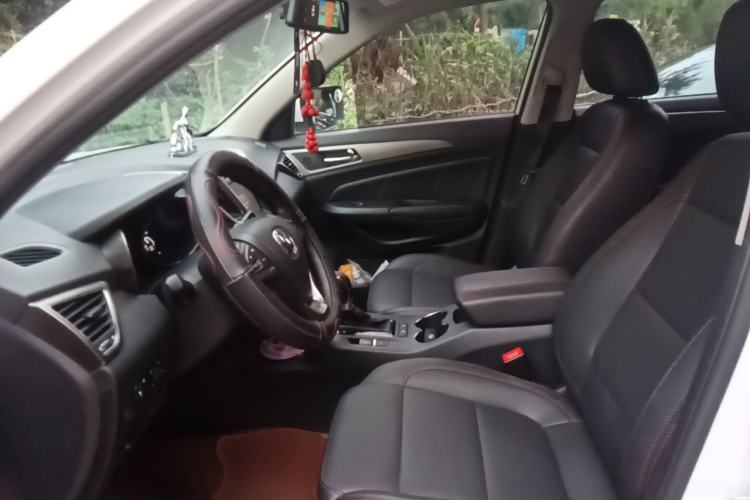 Used CHANGAN CS75 2014 1.8T Automatic Prestige Model China IV Standard Left Front Seat