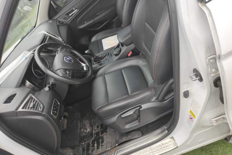 Used CHANGAN CS75 2014 1.8T Automatic Elite Version China V Standard Left Front Seat