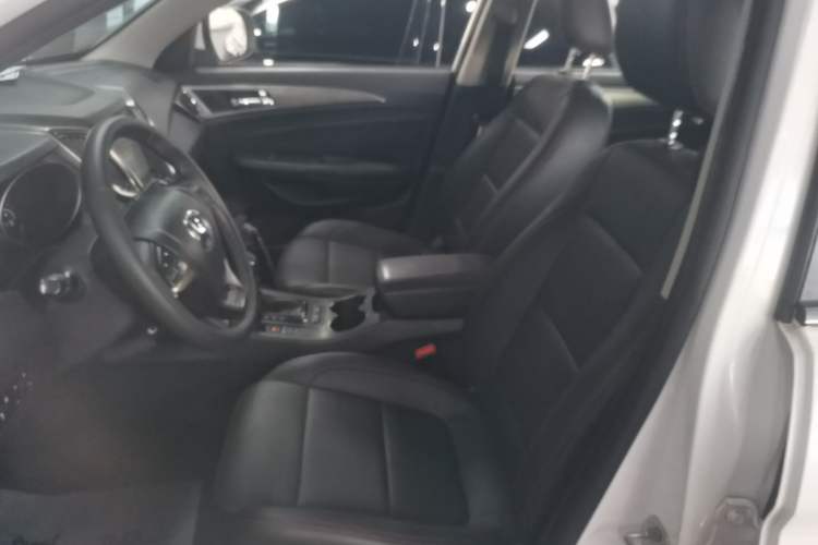 Used CHANGAN CS75 2014 1.8T Automatic Prestige Model China IV Standard Left Front Seat