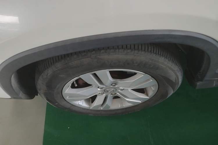 Used CHANGAN CS75 2014 1.8T Automatic Elite Version China V Standard Left Front Wheel Hub