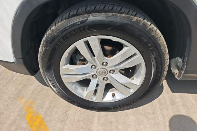 Used CHANGAN CS75 2014 1.8T Automatic Elite Model China IV Standard Left Front Wheel Hub