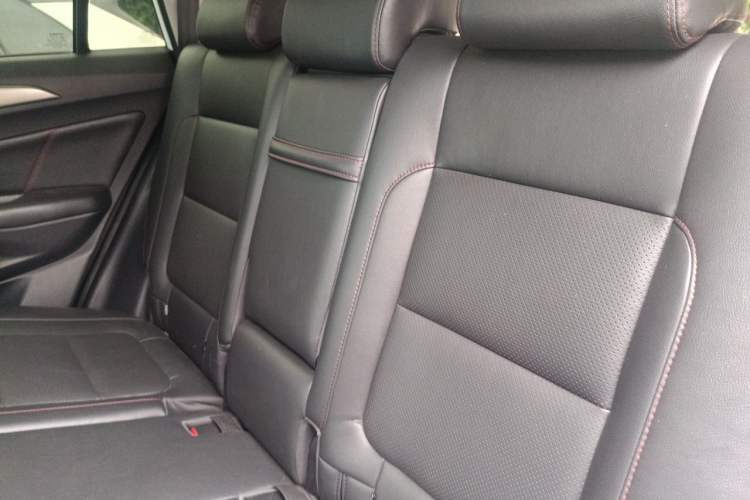 Used CHANGAN CS75 2014 1.8T Automatic Elite Model China IV Standard Left Rear Seat