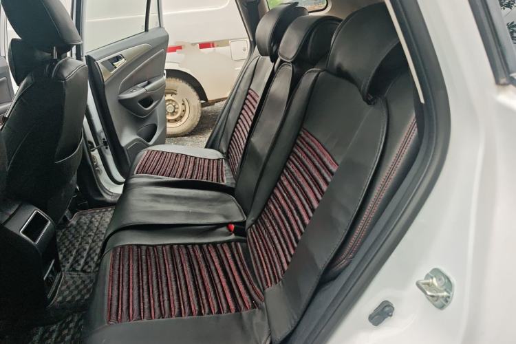 Used CHANGAN CS75 2014 2.0L Manual Luxury Version China IV Standard Left Rear Seat
