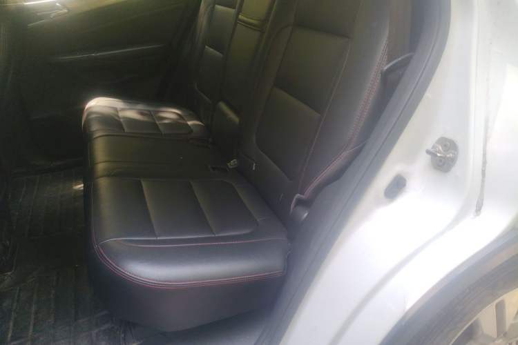 Used CHANGAN CS75 2014 2.0L Manual Luxury Version China IV Standard Left Rear Seat