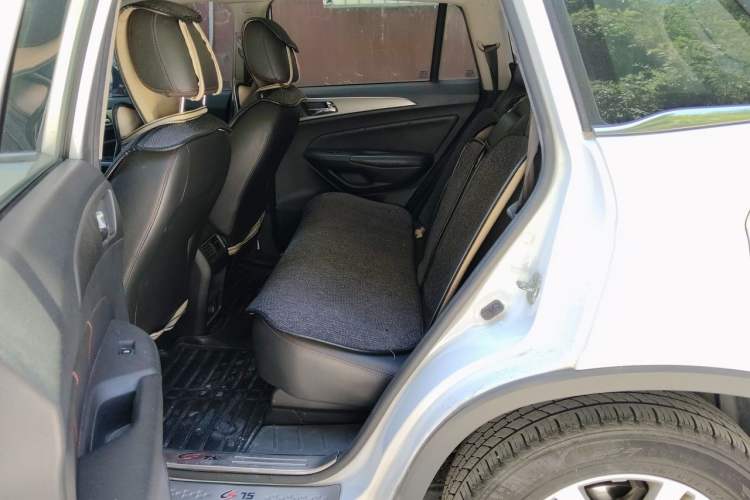 Used CHANGAN CS75 2014 1.8T Automatic Elite Version China V Standard Left Rear Seat