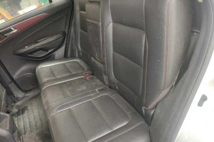 Used CHANGAN CS75 2014 2.0L Manual Luxury Version China V Standard Left Rear Seat