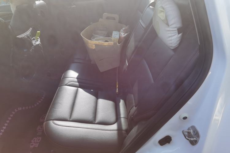Used CHANGAN CS75 2014 1.8T Automatic Elite Model China IV Standard Left Rear Seat