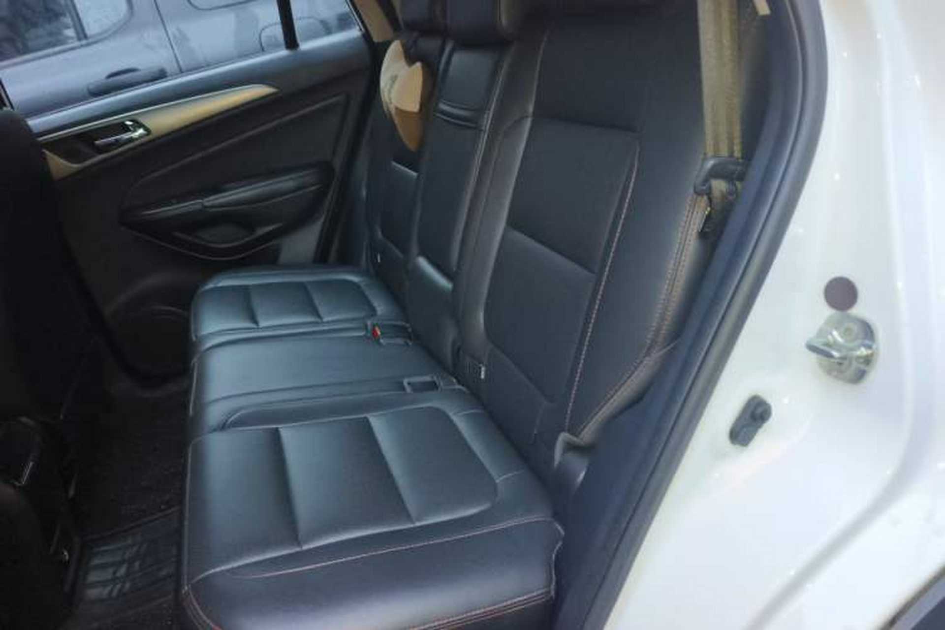 Used CHANGAN CS75 2014 2.0L Manual Luxury Version China IV Standard Left Rear Seat