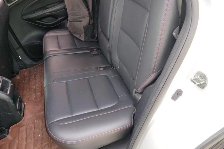 Used CHANGAN CS75 2014 2.0L Manual Luxury Version China IV Standard Left Rear Seat
