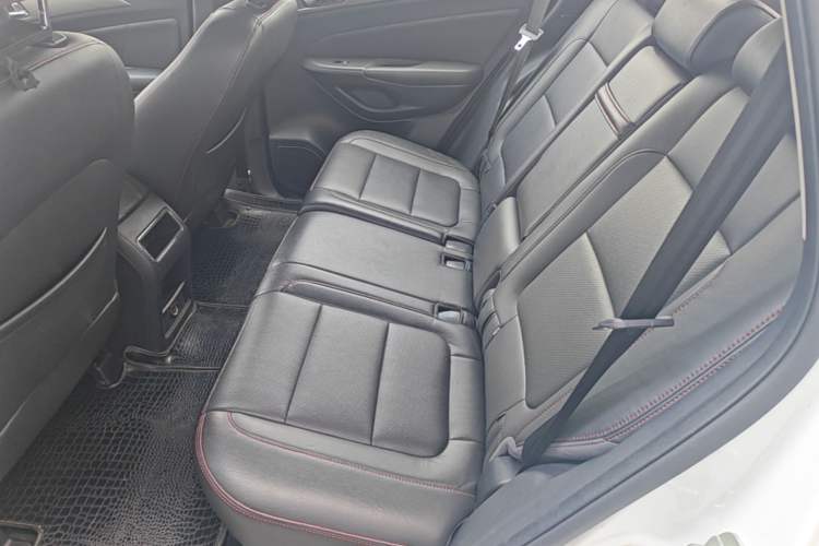 Used CHANGAN CS75 2014 2.0L Manual Leading Version China IV Standard Left Rear Seat
