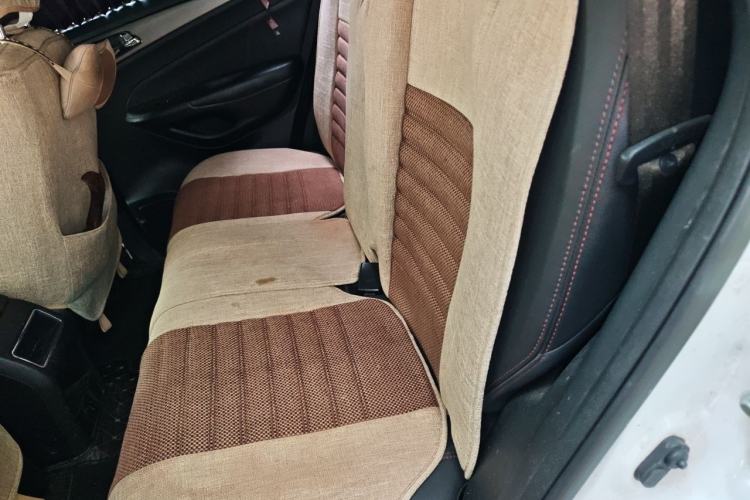 Used CHANGAN CS75 2014 2.0L Manual Luxury Version China V Standard Left Rear Seat