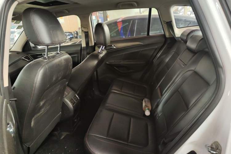 Used CHANGAN CS75 2014 1.8T Automatic Elite Version China V Standard Left Rear Seat