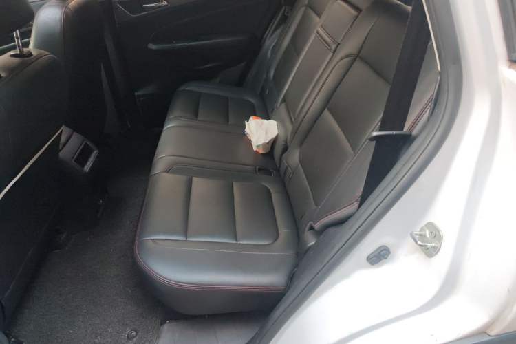Used CHANGAN CS75 2014 2.0L Manual Luxury Version China V Standard Left Rear Seat