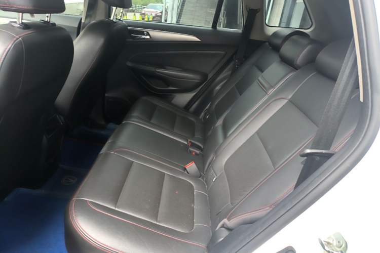 Used CHANGAN CS75 2014 2.0L Manual Luxury Version China IV Standard Left Rear Seat