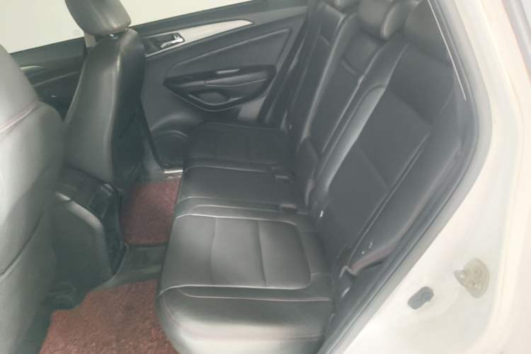 Used CHANGAN CS75 2014 2.0L Manual Leading Version China IV Standard Left Rear Seat
