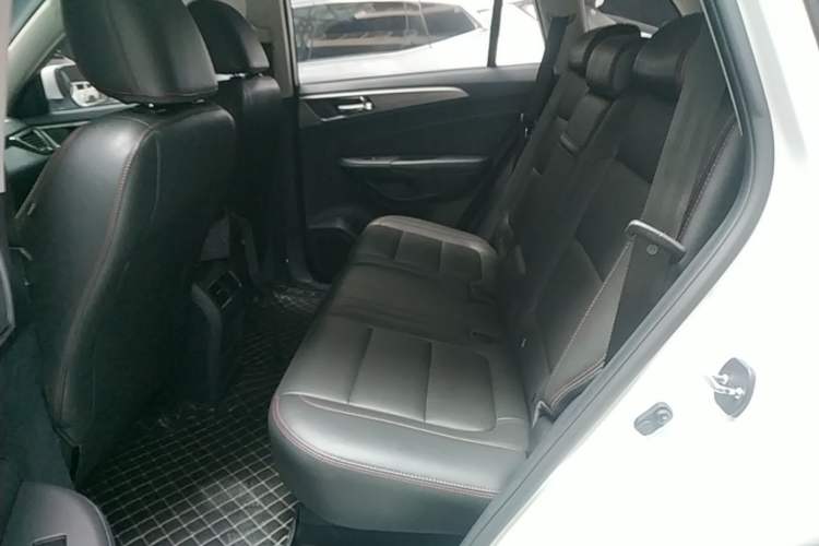 Used CHANGAN CS75 2014 1.8T Automatic Elite Model China IV Standard Left Rear Seat