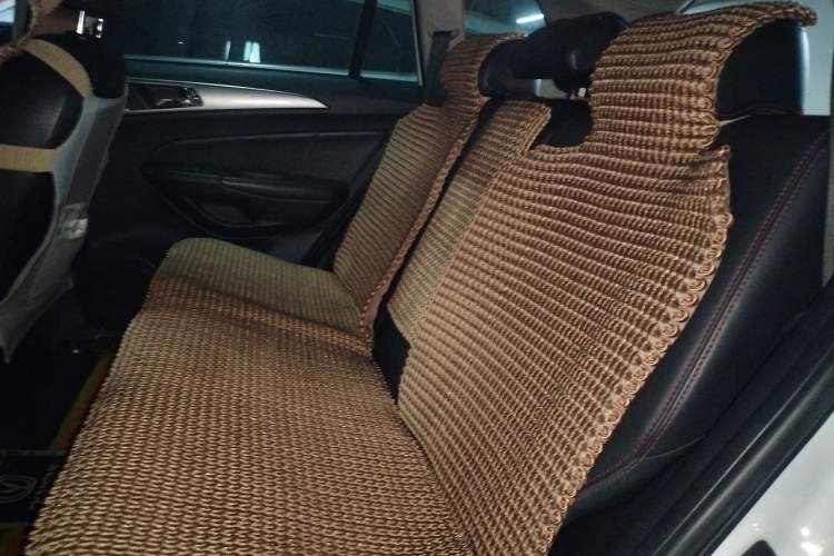 Used CHANGAN CS75 2014 1.8T Automatic Prestige Model China V Standard Left Rear Seat