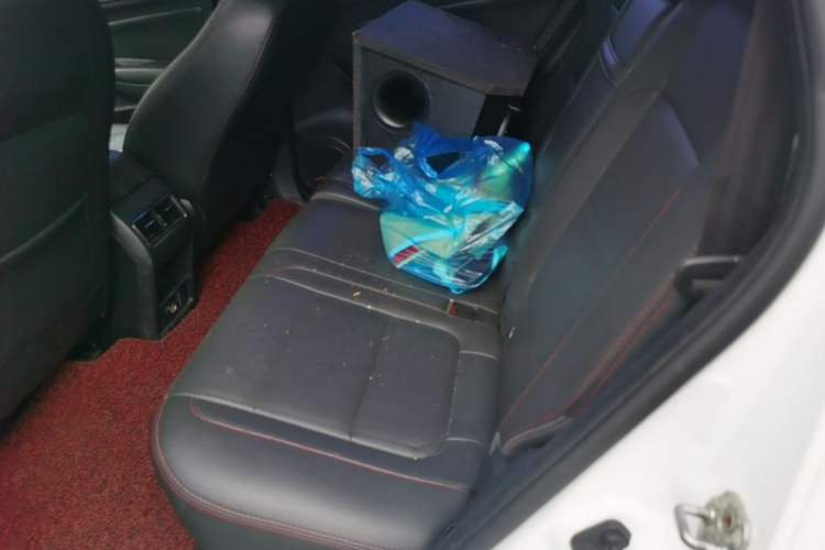 Used CHANGAN CS75 2014 1.8T Automatic Prestige Model China IV Standard Left Rear Seat