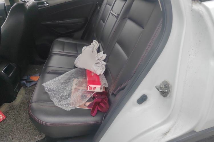 Used CHANGAN CS75 2014 2.0L Manual Luxury Version China V Standard Left Rear Seat