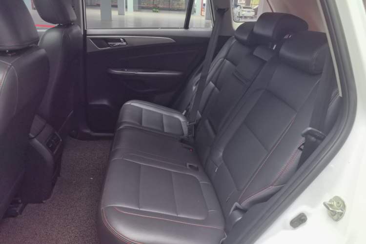 Used CHANGAN CS75 2014 1.8T Automatic Elite Model China IV Standard Left Rear Seat