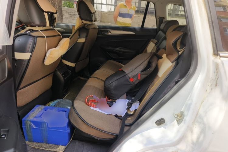 Used CHANGAN CS75 2014 2.0L Manual Luxury Version China IV Standard Left Rear Seat