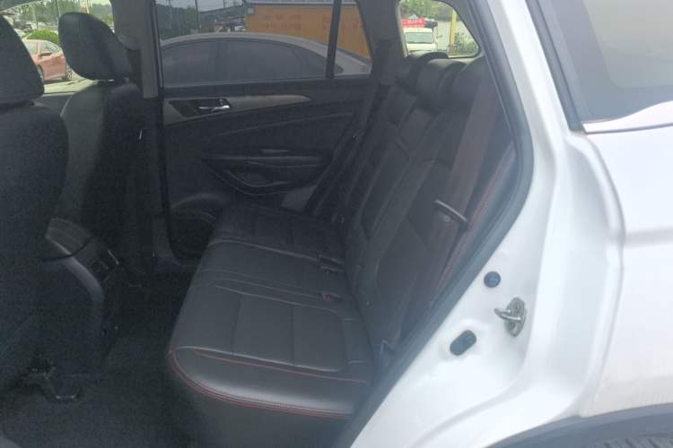 Used CHANGAN CS75 2014 1.8T Automatic Elite Model China IV Standard Left Rear Seat