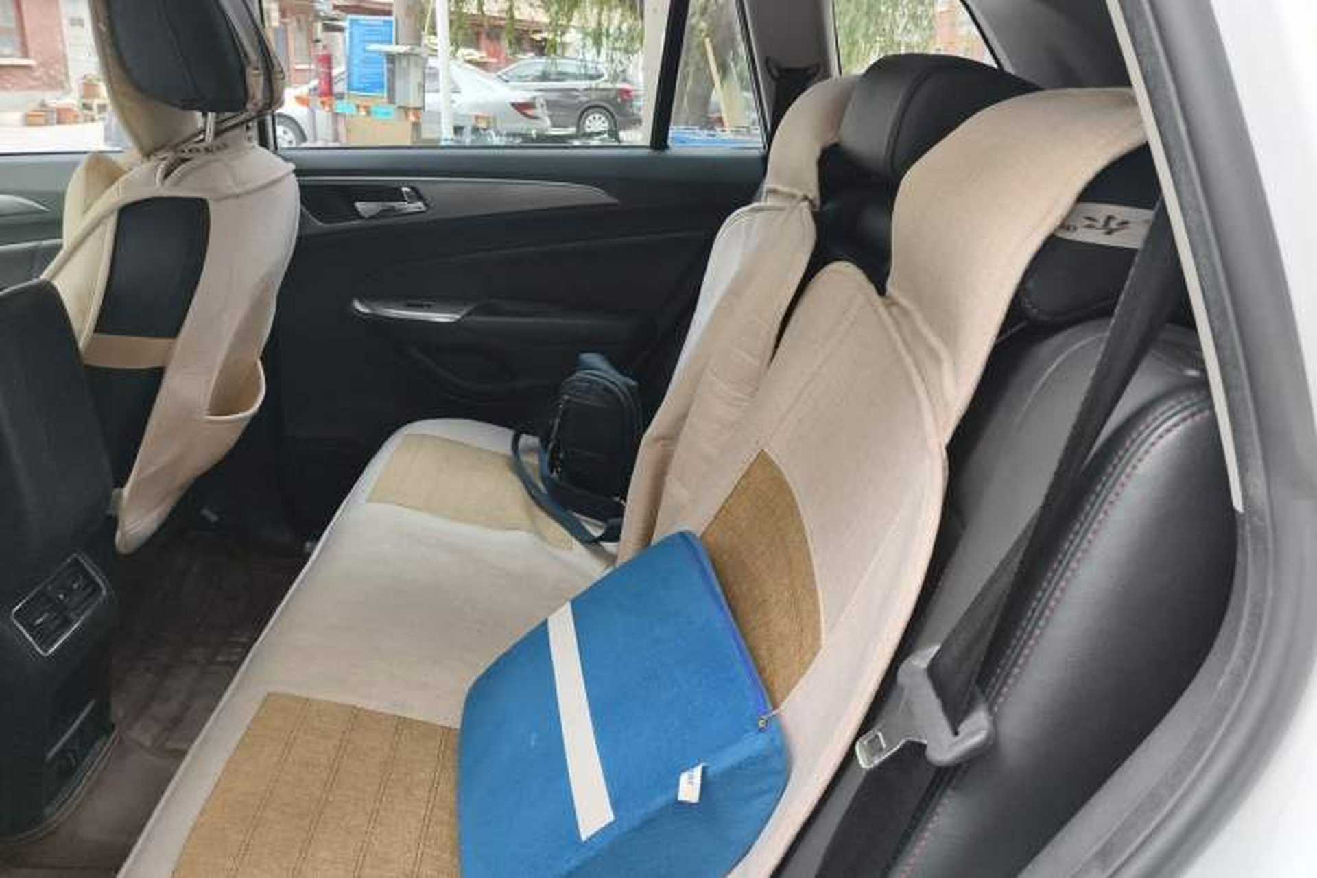 Used CHANGAN CS75 2014 1.8T Automatic Elite Version China V Standard Left Rear Seat
