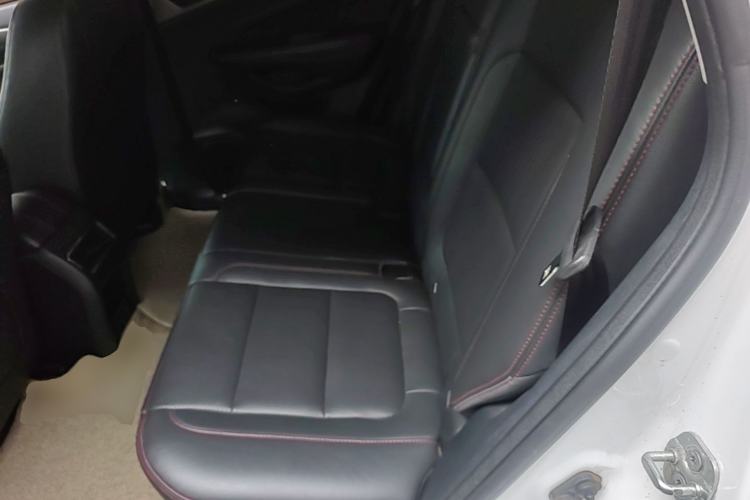 Used CHANGAN CS75 2014 2.0L Manual Leading Version China IV Standard Left Rear Seat