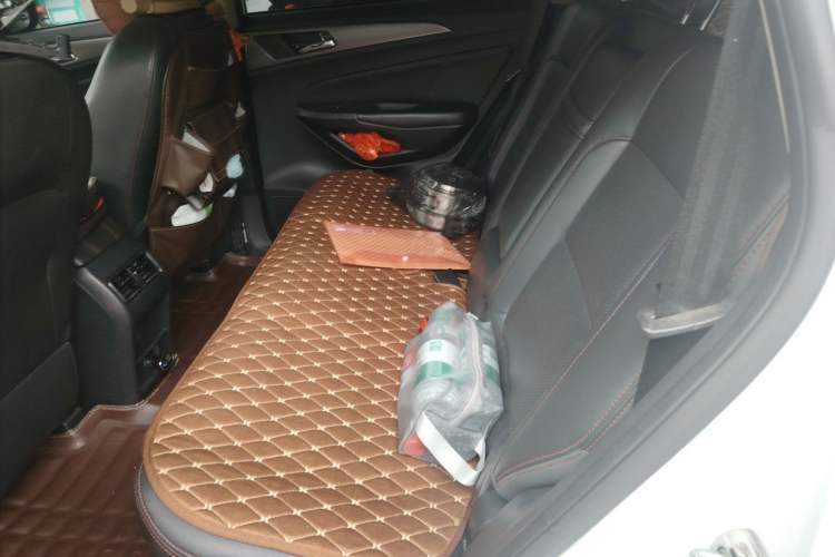 Used CHANGAN CS75 2014 1.8T Automatic Elite Model China IV Standard Left Rear Seat