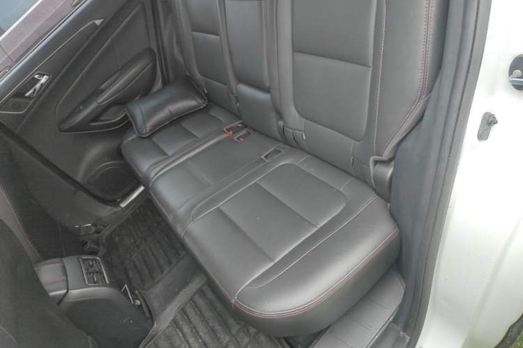 Used CHANGAN CS75 2014 1.8T Automatic Elite Version China V Standard Left Rear Seat