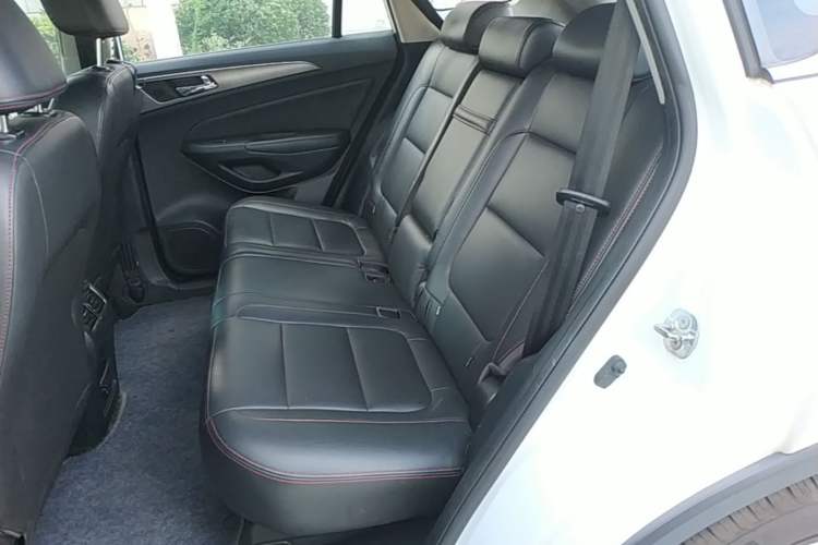 Used CHANGAN CS75 2014 1.8T Automatic Elite Model China IV Standard Left Rear Seat