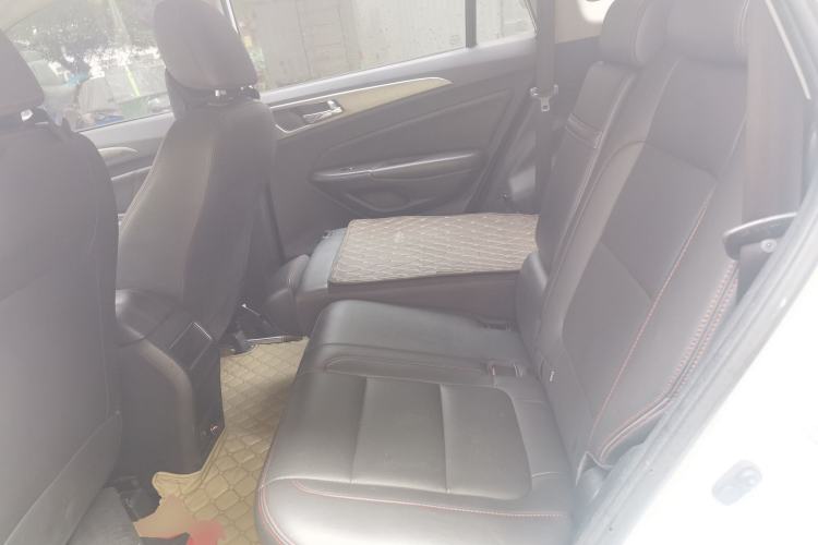 Used CHANGAN CS75 2014 2.0L Manual Luxury Version China V Standard Left Rear Seat