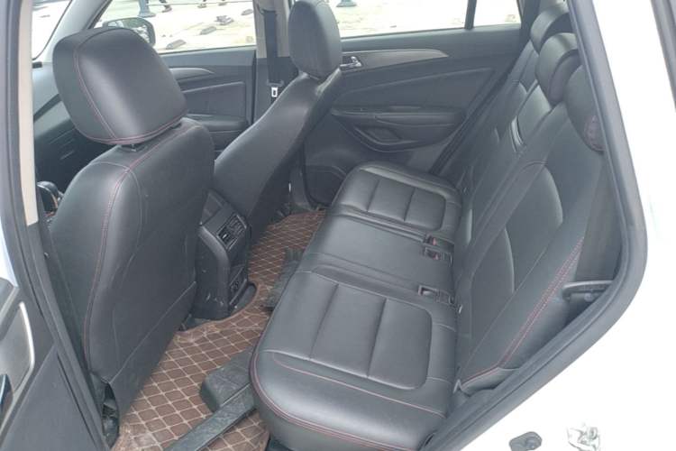 Used CHANGAN CS75 2014 1.8T Automatic Elite Version China V Standard Left Rear Seat