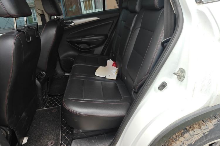 Used CHANGAN CS75 2014 1.8T Automatic Elite Version China V Standard Left Rear Seat