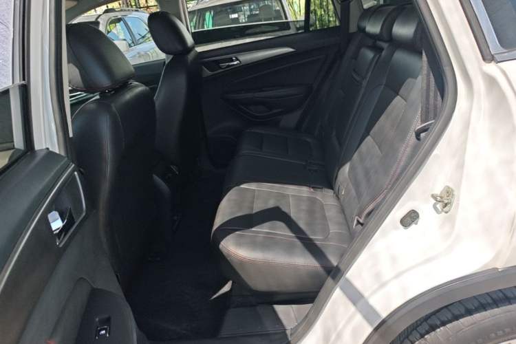 Used CHANGAN CS75 2014 1.8T Automatic Elite Model China IV Standard Left Rear Seat