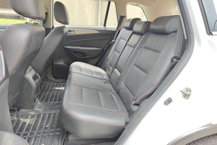 Used CHANGAN CS75 2014 2.0L Manual Luxury Version China IV Standard Left Rear Seat