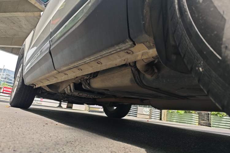 Used CHANGAN CS75 2014 1.8T Automatic Elite Model China IV Standard Left Side Sill
