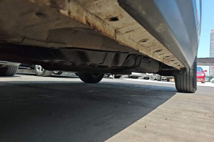 Used CHANGAN CS75 2014 1.8T Automatic Elite Model China IV Standard Left Side Sill